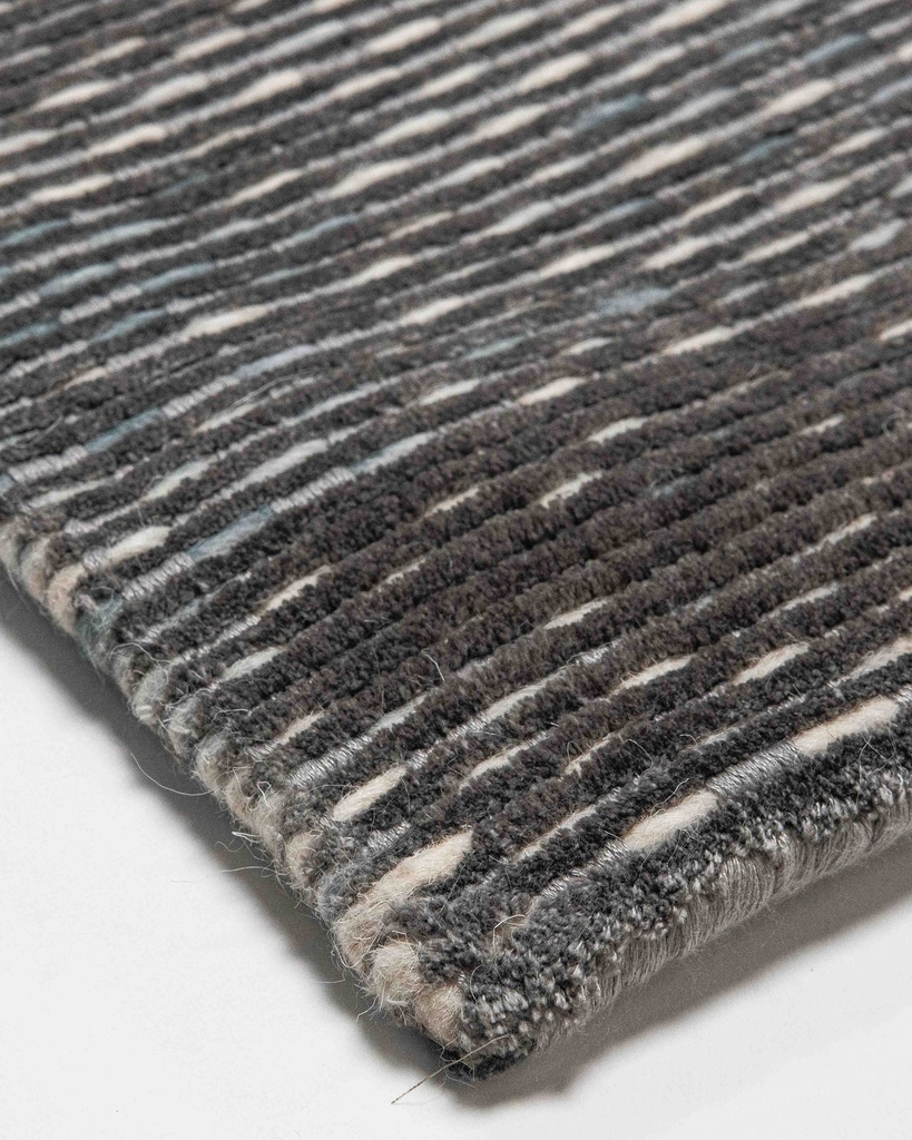 THANE N4004 GRIS PLATA 160*230 TAPETE - LN